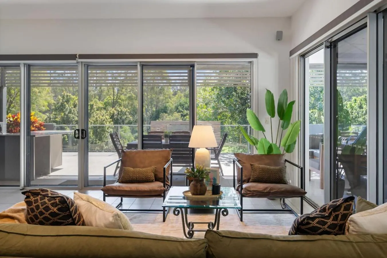 Ferienhaus Stylish 4Br Home With Bbq And Media Room In Mt Ommaney Mount Ommaney